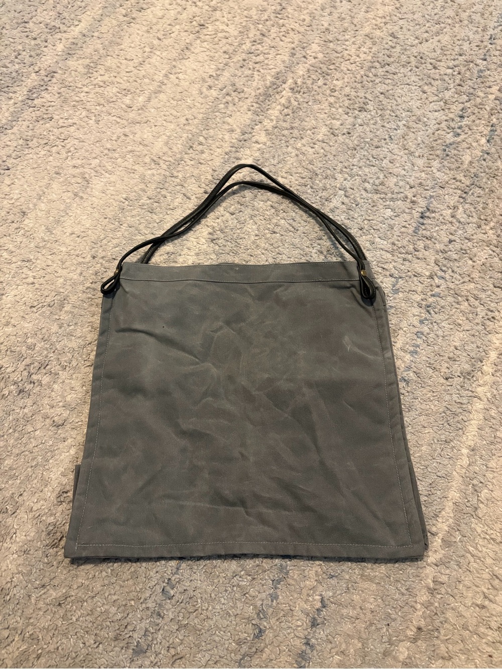 Rough & Tumble Maine Gray Waxed Canvas Tote Bag Leather Straps Utility Shoulder - Picture 3 of 11